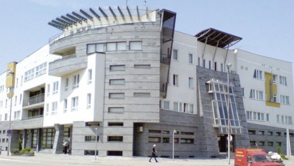 НАЛОЖЕНА ОБДУКЦИЈА ТЕЛА МРТВОГ ПОЛИЦАЈЦА: Трагедија у Ваљеву НАЛОЖЕНА ОБДУКЦИЈА ТЕЛА МРТВОГ ПОЛИЦАЈЦА: Трагедија у Ваљеву