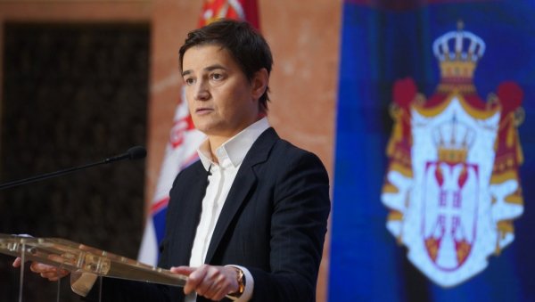 БРНАБИЋ ОДБРУСИЛА БОРКУ СТЕФАНОВИЋУ: Од данас Србија поново почиње да побеђује! Време терора је иза нас! (ФОТО) БРНАБИЋ ОДБРУСИЛА БОРКУ СТЕФАНОВИЋУ: Од данас Србија поново почиње да побеђује! Време терора је иза нас! (ФОТО)