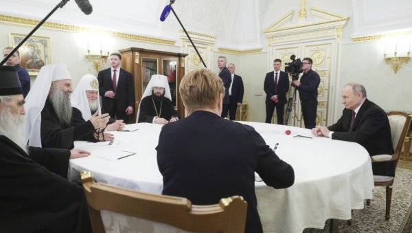 ЦЕО РАЗГОВОР ПУТИНА И ПАТРИЈАРХА: Обојена револуција у Србији мора бити побеђена! Запад жели да разбије идентитет српског народа!