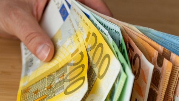 ПОСАО ОД ПОЛА МИЛИОНА ЕВРА КОЈИ НИКО НЕЋЕ: Дају и бесплатан стан, службени ауто, а сви избегавају због једне ствари