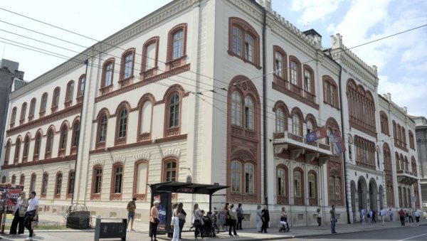 СТУДЕНТИ НА ПЛЕНУМУ ОТКРИЛИ ШТА ЗАИСТА МИСЛЕ: Чиме су ректор, декани и професори уценили студенте који блокирају факултете (ВИДЕО)