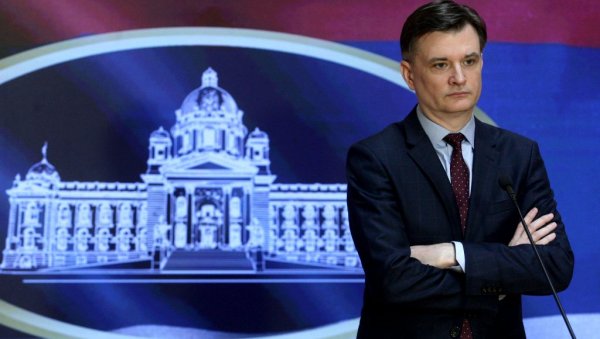 НАРАВНО ДА ОПОЗИЦИОНИ ЛИДЕРИ ЗАСЛУЖУЈУ ПОДСМЕХ: Јованов брутално одговорио