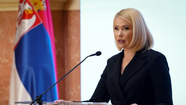 СРБИ СУ ЗА ЊЕГА ГЕНОЦИДАН НАРОД, А ТЗВ. КОСОВО НЕЗАВИСНА ДРЖАВА Сандра Божић одговорила на нападе опозиције СРБИ СУ ЗА ЊЕГА ГЕНОЦИДАН НАРОД, А ТЗВ. КОСОВО НЕЗАВИСНА ДРЖАВА Сандра Божић одговорила на нападе опозиције