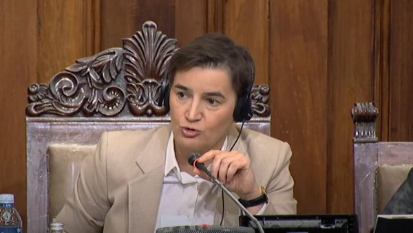 БРНАБИЋ: И јутрос у Србији насиље блокадера, они немају ништа да понуде осим насиља БРНАБИЋ: И јутрос у Србији насиље блокадера, они немају ништа да понуде осим насиља