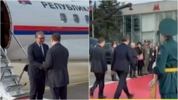 ЦРВЕНИ ТЕПИХ И ПОЧАСНА ГАРДА ЗА ВУЧИЋА! Руска телевизија уживо преносила дочек српског председника на аеродрому у Москви (ВИДЕО) ЦРВЕНИ ТЕПИХ И ПОЧАСНА ГАРДА ЗА ВУЧИЋА! Руска телевизија уживо преносила дочек српског председника на аеродрому у Москви (ВИДЕО)
