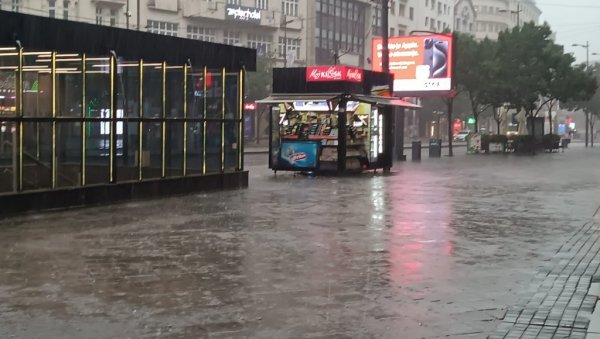 ДВА УПОЗОРЕЊА РХМЗ: Једно је за Београд - време ће бити нестабилно, очекују нас пљускови и грмљавина ДВА УПОЗОРЕЊА РХМЗ: Једно је за Београд - време ће бити нестабилно, очекују нас пљускови и грмљавина
