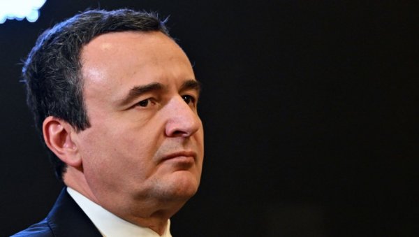 КУРТИЈЕВА СТРАНКА ТРАЖИЛА ТАЈНО ГЛАСАЊЕ: И данас хаос у Приштини - Конститутивна седница опет прекинута КУРТИЈЕВА СТРАНКА ТРАЖИЛА ТАЈНО ГЛАСАЊЕ: И данас хаос у Приштини - Конститутивна седница опет прекинута