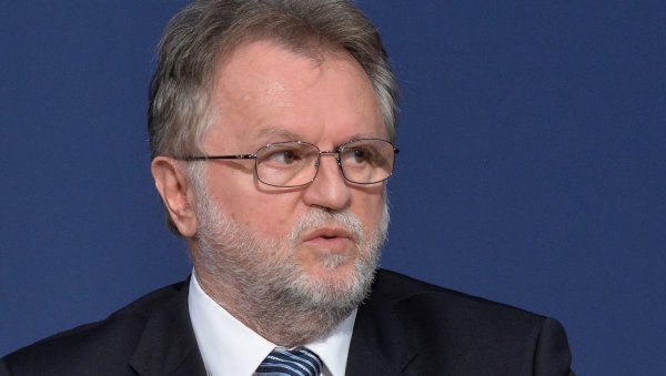 ПРЕМИНУО ДУШАН ВУЈОВИЋ: Бивши министар финансија, привреде и одбране ПРЕМИНУО ДУШАН ВУЈОВИЋ: Бивши министар финансија, привреде и одбране