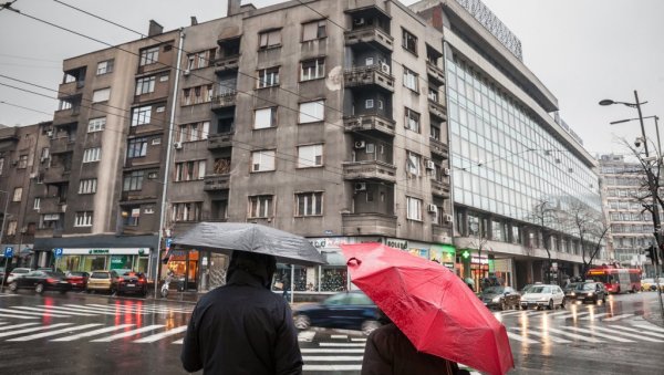 ПРОМЕНЉИВО ОБЛАЧНО И СВЕЖИЈЕ СА КИШОМ, ДО 26 СТЕПЕНИ: Временска прогноза за петак, 23. мај ПРОМЕНЉИВО ОБЛАЧНО И СВЕЖИЈЕ СА КИШОМ, ДО 26 СТЕПЕНИ: Временска прогноза за петак, 23. мај