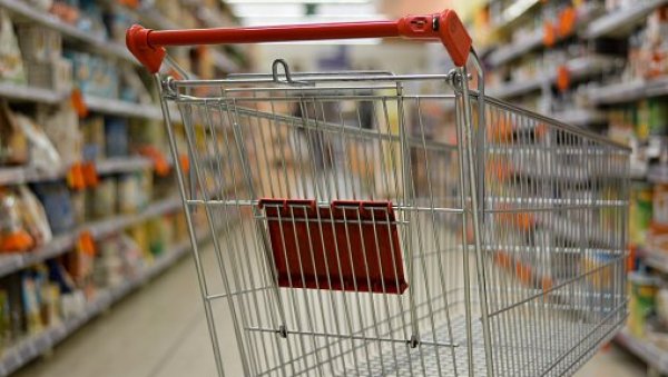 СРБИЈА УВОДИ НОВА ПРАВИЛА У ПРОДАВНИЦАМА: Продавци морају строго да их се придржавају, купцима олакшана куповина СРБИЈА УВОДИ НОВА ПРАВИЛА У ПРОДАВНИЦАМА: Продавци морају строго да их се придржавају, купцима олакшана куповина