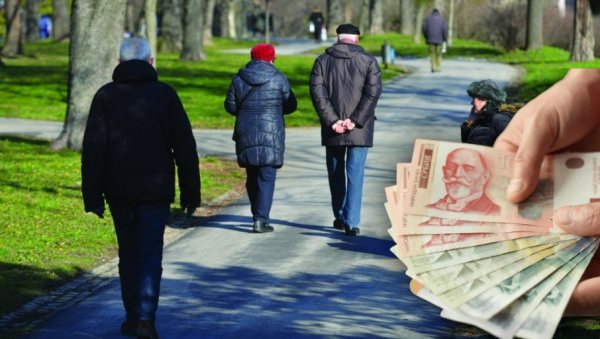 СУТРА ПОЧИЊЕ ИСПЛАТА ПЕНЗИЈА: Ови пензионери први добијају новац (ВИДЕО) СУТРА ПОЧИЊЕ ИСПЛАТА ПЕНЗИЈА: Ови пензионери први добијају новац (ВИДЕО)