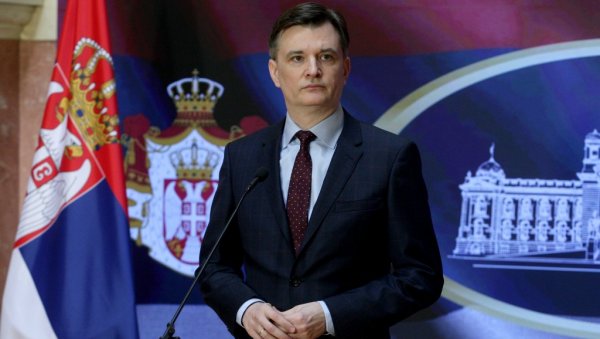 НЕДАВНО СУ УСВОЈИЛИ ЗАКОН КОЈИ ОМОГУЋАВА РУШЕЊЕ СРПСКИХ СПОМЕНИКА Јованов сасуо истину у лице блокадерима фотељашима! (ФОТО) НЕДАВНО СУ УСВОЈИЛИ ЗАКОН КОЈИ ОМОГУЋАВА РУШЕЊЕ СРПСКИХ СПОМЕНИКА Јованов сасуо истину у лице блокадерима фотељашима! (ФОТО)