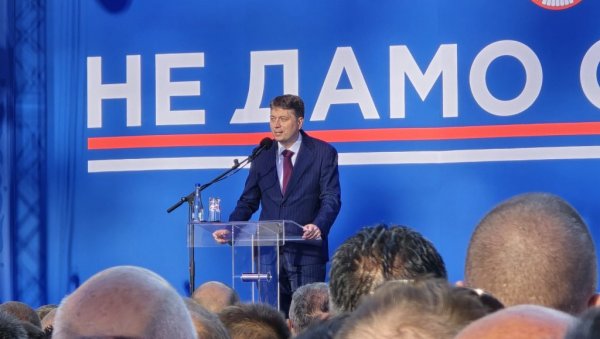 НЕМА СЕГМЕНТА ГДЕ СРБИЈА НИЈЕ ЛИДЕР У РЕГИОНУ: Професор Воларевић на свенародном сабору у Нишу