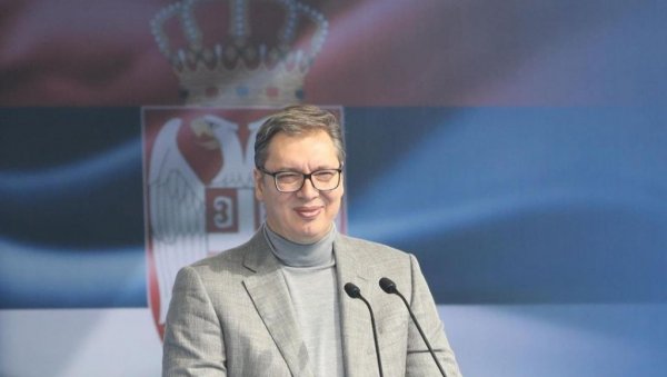 ВЕЧЕРАС И СУТРА ЦЕО ДАН САМ У НИШУ Вучић позвао људе на велики сабор: Да покажемо како пристојна и нормална Србија функционише ВЕЧЕРАС И СУТРА ЦЕО ДАН САМ У НИШУ Вучић позвао људе на велики сабор: Да покажемо како пристојна и нормална Србија функционише