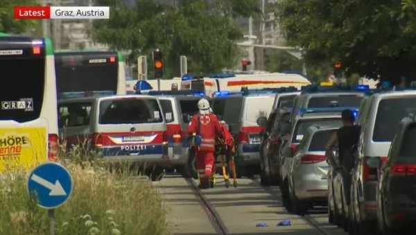 АМБАСАДОР БЛАГОЈЕВИЋ ПОТВРДИО: У масакру у школи у Грацу нема српских држављана АМБАСАДОР БЛАГОЈЕВИЋ ПОТВРДИО: У масакру у школи у Грацу нема српских држављана