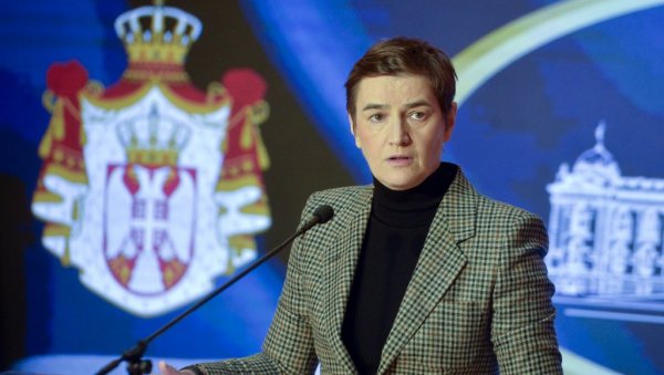 АНА БРНАБИЋ СЕ ОБРАЋА ЈАВНОСТИ: Дајемо све од себе да до краја године отворимо Кластер 3 (ВИДЕО) АНА БРНАБИЋ СЕ ОБРАЋА ЈАВНОСТИ: Дајемо све од себе да до краја године отворимо Кластер 3 (ВИДЕО)