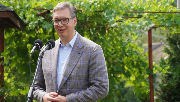 ИСПУЊЕНО ОБЕЋАЊЕ КОЈЕ ЈЕ ВУЧИЋ ДАО СВИМ МАЈКАМА: Усвајање Закона о алиментационом фонду важан тренутак за Србију ИСПУЊЕНО ОБЕЋАЊЕ КОЈЕ ЈЕ ВУЧИЋ ДАО СВИМ МАЈКАМА: Усвајање Закона о алиментационом фонду важан тренутак за Србију