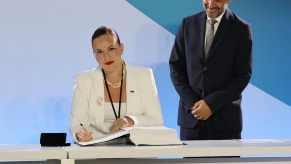 УСВОЈЕН НОВИ ЗАКОН О ЗАШТИТИ ВАЗДУХА: Сара Павков навела је да овај документ није мењан од 2009. године УСВОЈЕН НОВИ ЗАКОН О ЗАШТИТИ ВАЗДУХА: Сара Павков навела је да овај документ није мењан од 2009. године