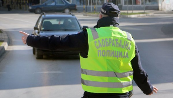 ВОЗАЧИ, ОБРАТИТЕ ПАЖЊУ: Ево када почиње појачана контрола саобраћаја ВОЗАЧИ, ОБРАТИТЕ ПАЖЊУ: Ево када почиње појачана контрола саобраћаја