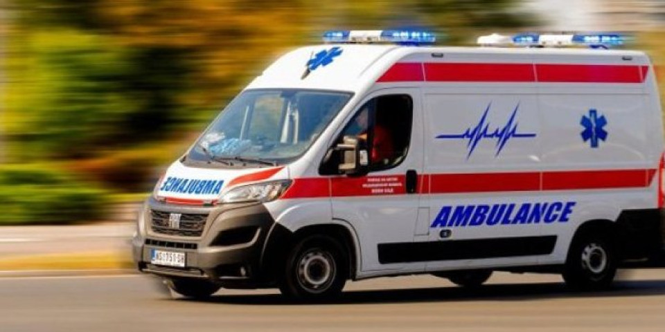 Tragedija kod Bačkog Petrovca: Poginula žena u direktnom sudaru sa kamionom