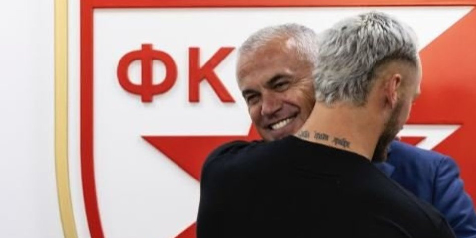 Arnautović stigao na "Marakanu"! Odmah je uradio jednu stvar, a zvezdašima poslao poruku (VIDEO)