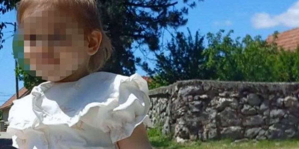 Ovo je devojčica za kojom plače ceo Nikšić: Otac je ubio, pa presudio sebi - njeno telo pronašao nesretni deka (FOTO)