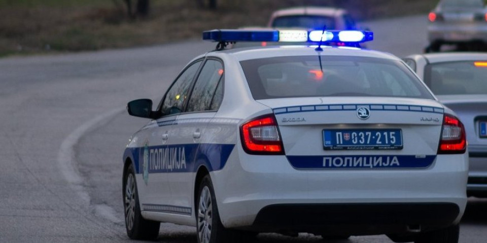 Uhapšena tinejdžerka u Beogradu zbog pokušaja ubistva: Nožem izbola devojku