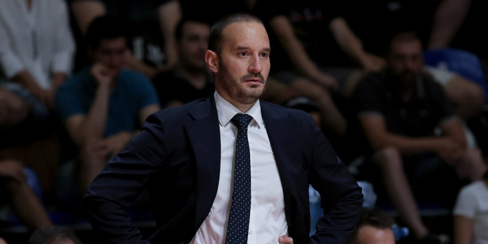 Ako procvetam, vratiću se... Emotivan oproštaj Karaičića od Partizana