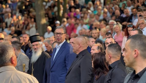 ЗНА СРБИН ШТА ЈЕ ДРЖАВА И ДА ЈЕ БРАНИ СВИМ СРЕДСТВИМА - И ДРАГАН ЈЕ ТО ЗНАО: Вучић на отварању меморијалног парка у част Палме у Јагодини ЗНА СРБИН ШТА ЈЕ ДРЖАВА И ДА ЈЕ БРАНИ СВИМ СРЕДСТВИМА - И ДРАГАН ЈЕ ТО ЗНАО: Вучић на отварању меморијалног парка у част Палме у Јагодини
