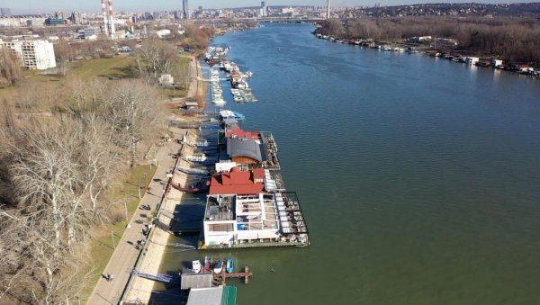 ОБАЛЕ БЕОГРАДА ЋЕ БИТИ ВРАЋЕНЕ ГРАЂАНИМА На Савском насипу уклоњено 19 бесправних објеката , без накнаде за експропријаци ОБАЛЕ БЕОГРАДА ЋЕ БИТИ ВРАЋЕНЕ ГРАЂАНИМА На Савском насипу уклоњено 19 бесправних објеката , без накнаде за експропријаци