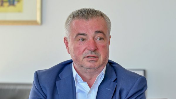 БАЈАТОВИЋ: Крив сам за кашњење пројеката