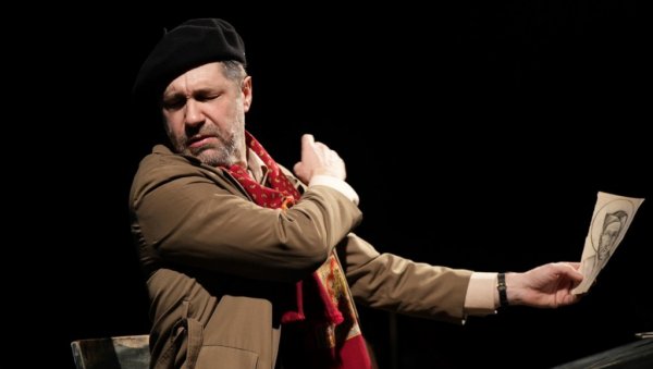 ЋОПИЋ НА СЦЕНИ ТЕАТРА ХУМАНОСТИ: Једна улазница за „Башту сљезове боје” - Једна донација за Фондацију NORBS PLUS