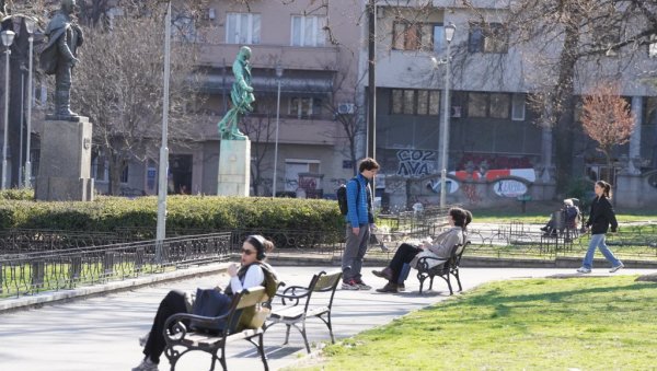 ЈУТРО ХЛАДНО, ПОНЕСИТЕ ЈАКНЕ: Ево какво нам време доноси други део дана